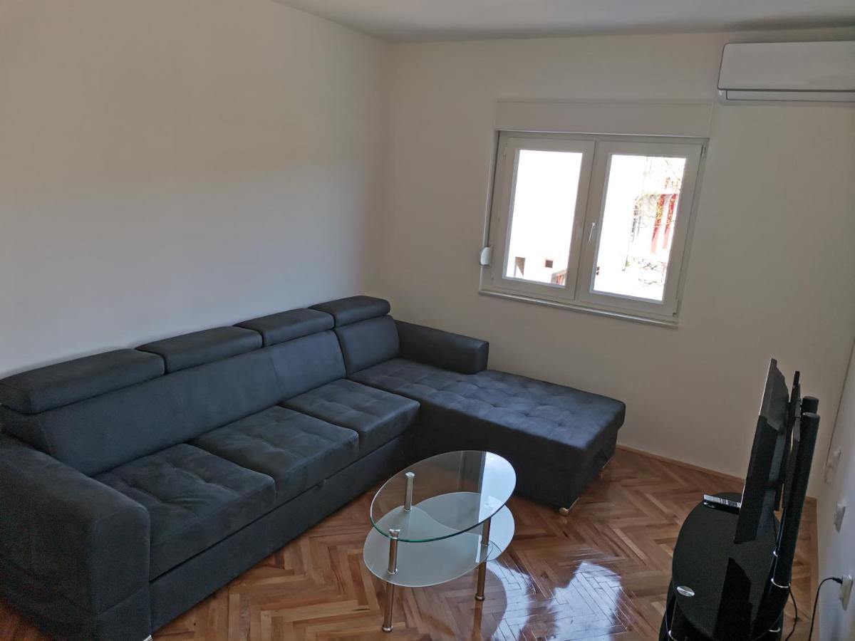 Ad Apartman Bileća Esterno foto