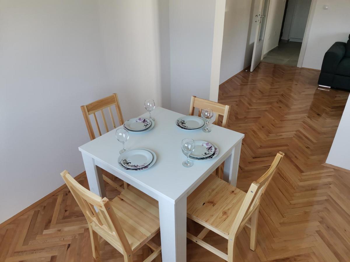 Ad Apartman Bileća Esterno foto